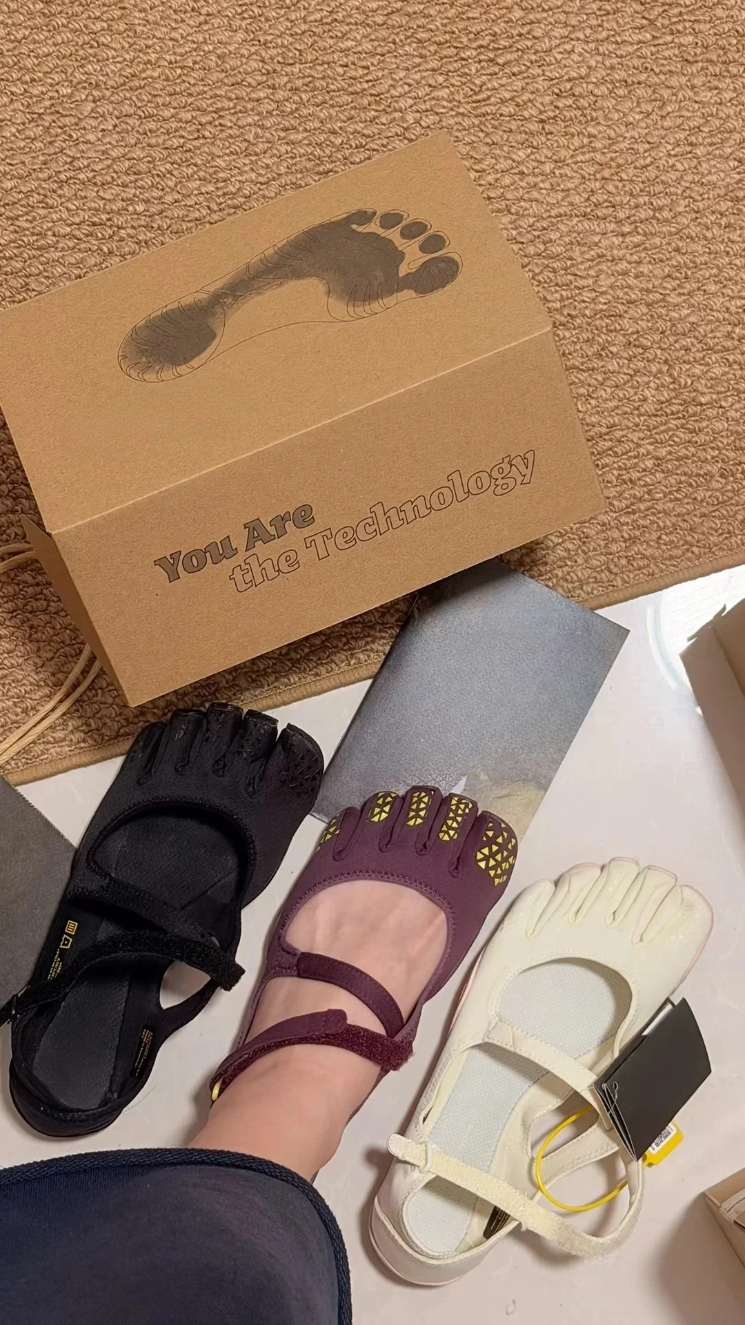 Original Five Fingers Women's  - Sneaker Box 评论和价格